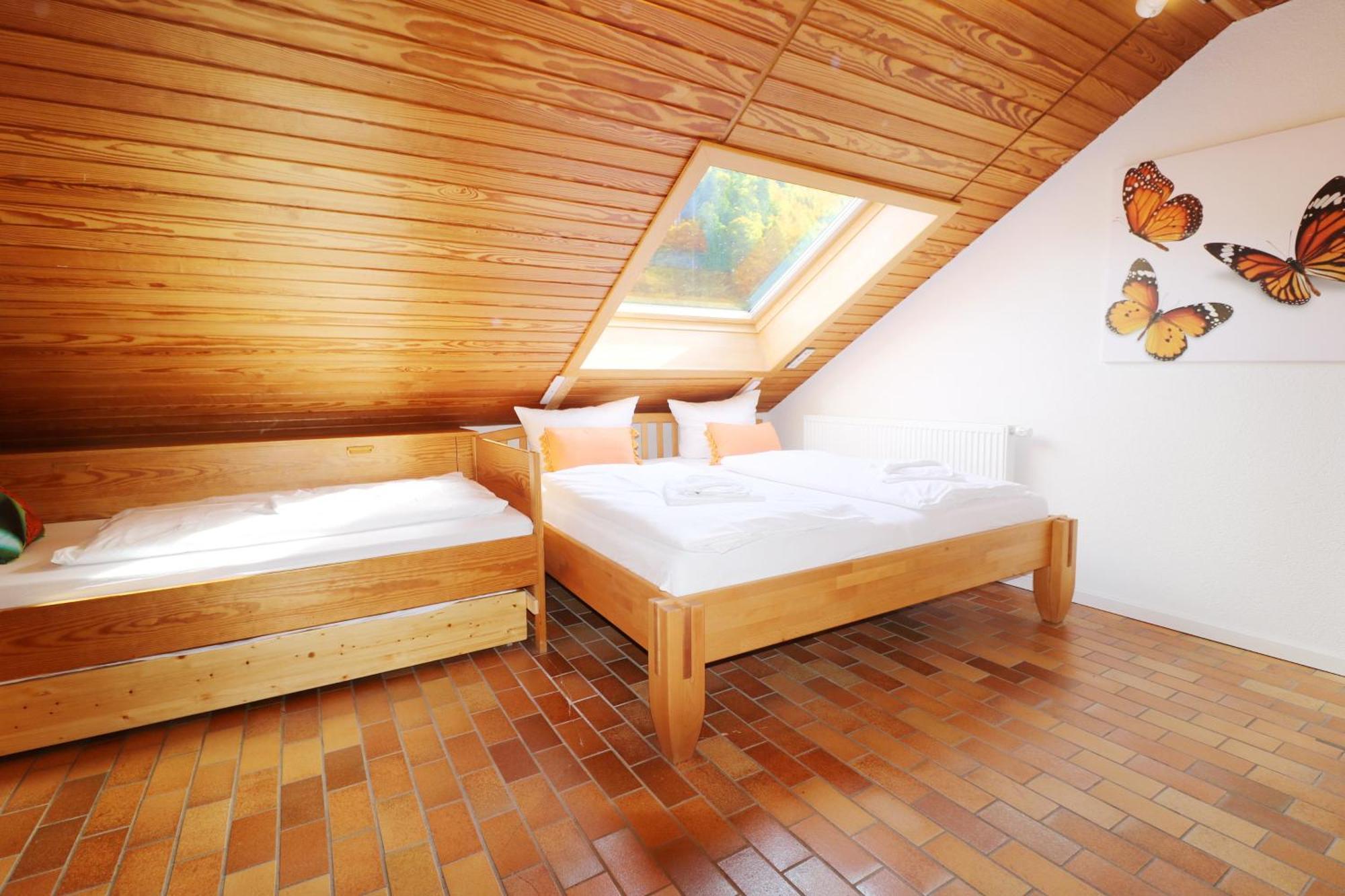 Fewo Schwarzwaldblick, 3 Schlafzimmer Todtnau-Muggenbrunn, Liftverbund Feldberg エクステリア 写真